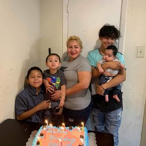 Meet your Posher, Annye